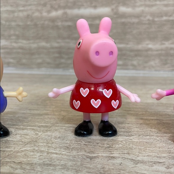 Peppa Pig and Friends Set of 5 Figurine Set - Multicolor - Picture 3 of 11